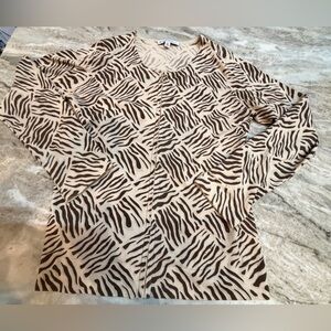 Madison Hill Zebra Print Knit Top Medium Beige Brown Long Sleeve Stretch